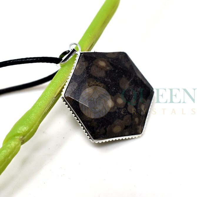 Scapolite-Metatron-Star-Pendant