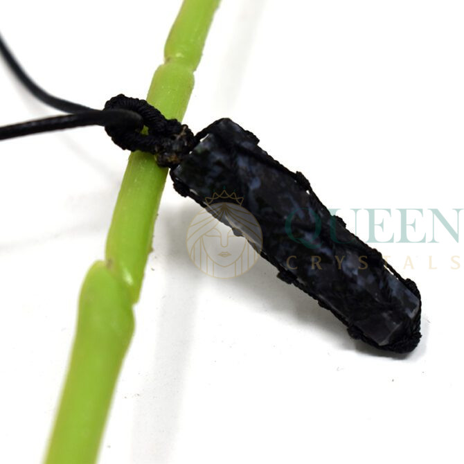 Merlinite-Knitted-Point-Pendant