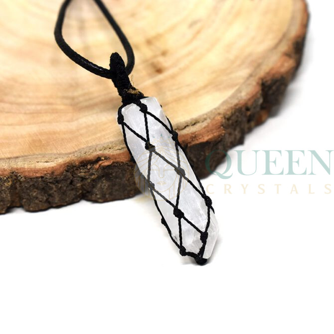 Selenite-Knitted-Point-Pendant-