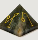 Wholesale Grey Agate Reiki Engrave Pyramid for Sale 2